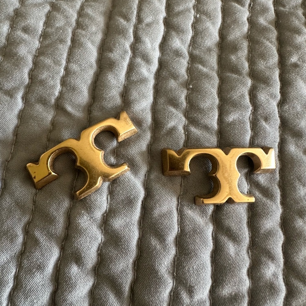 Gold Logo Tory Burch